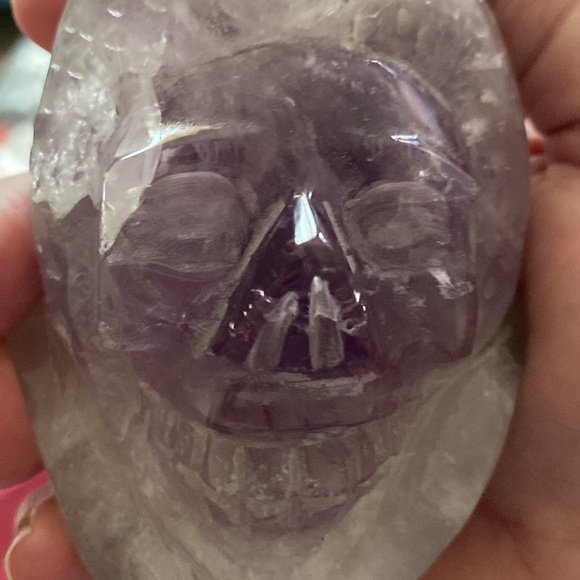 AMETHYST SKULL. 4.5”X 3” X 1.25 - Picture 10 of 17